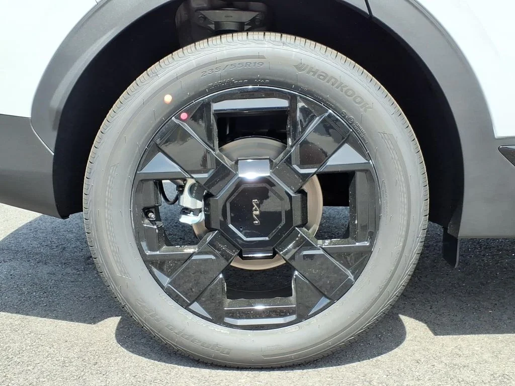 New 2026 Gray Kia X-Line image 6