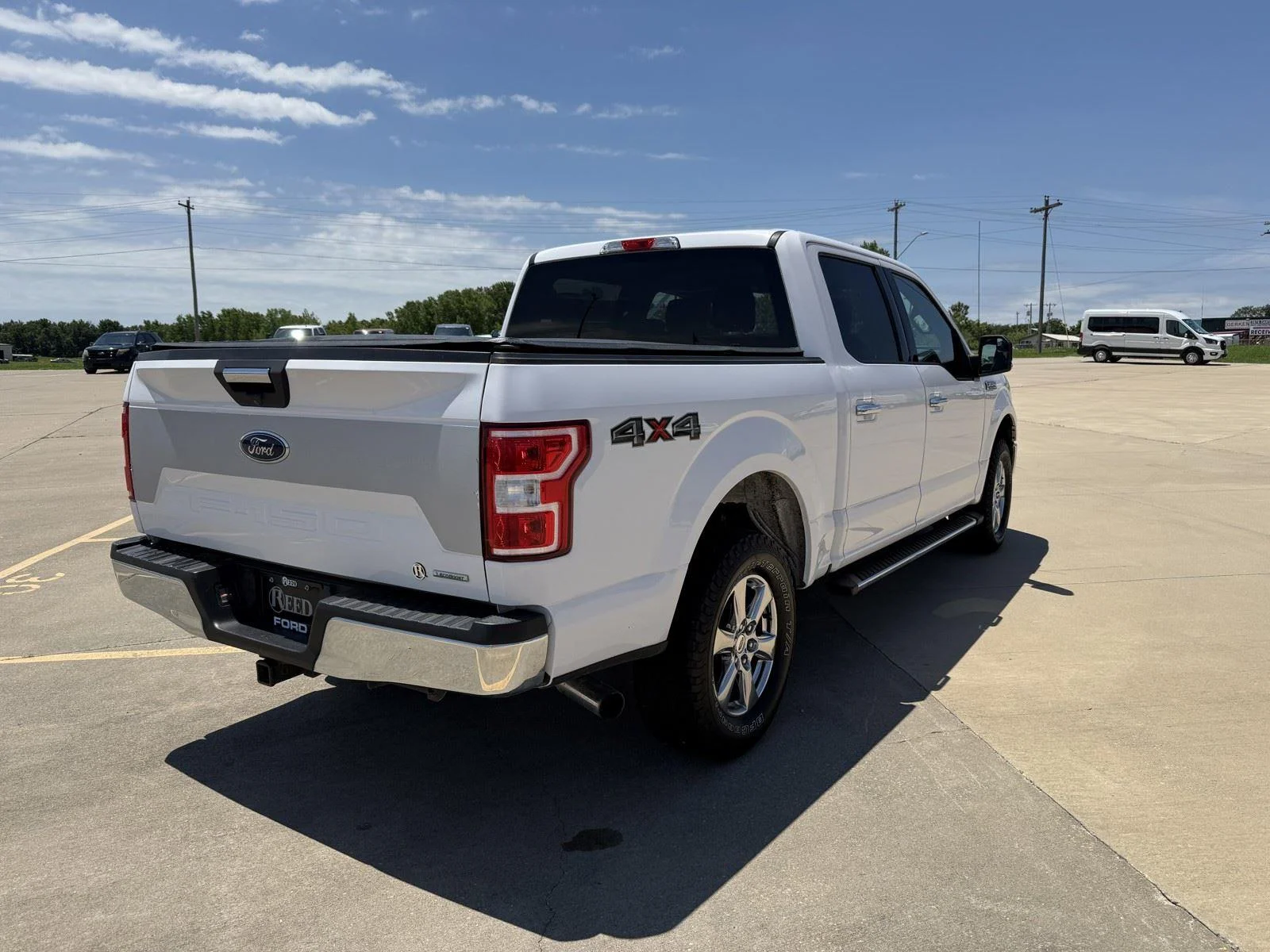 Used 2020 Oxford White Ford XLT image 9