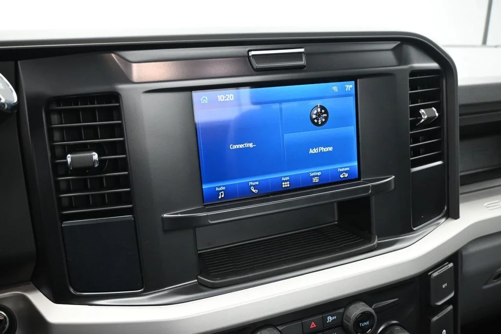New 2027 Oxford White Ford XLT image 12