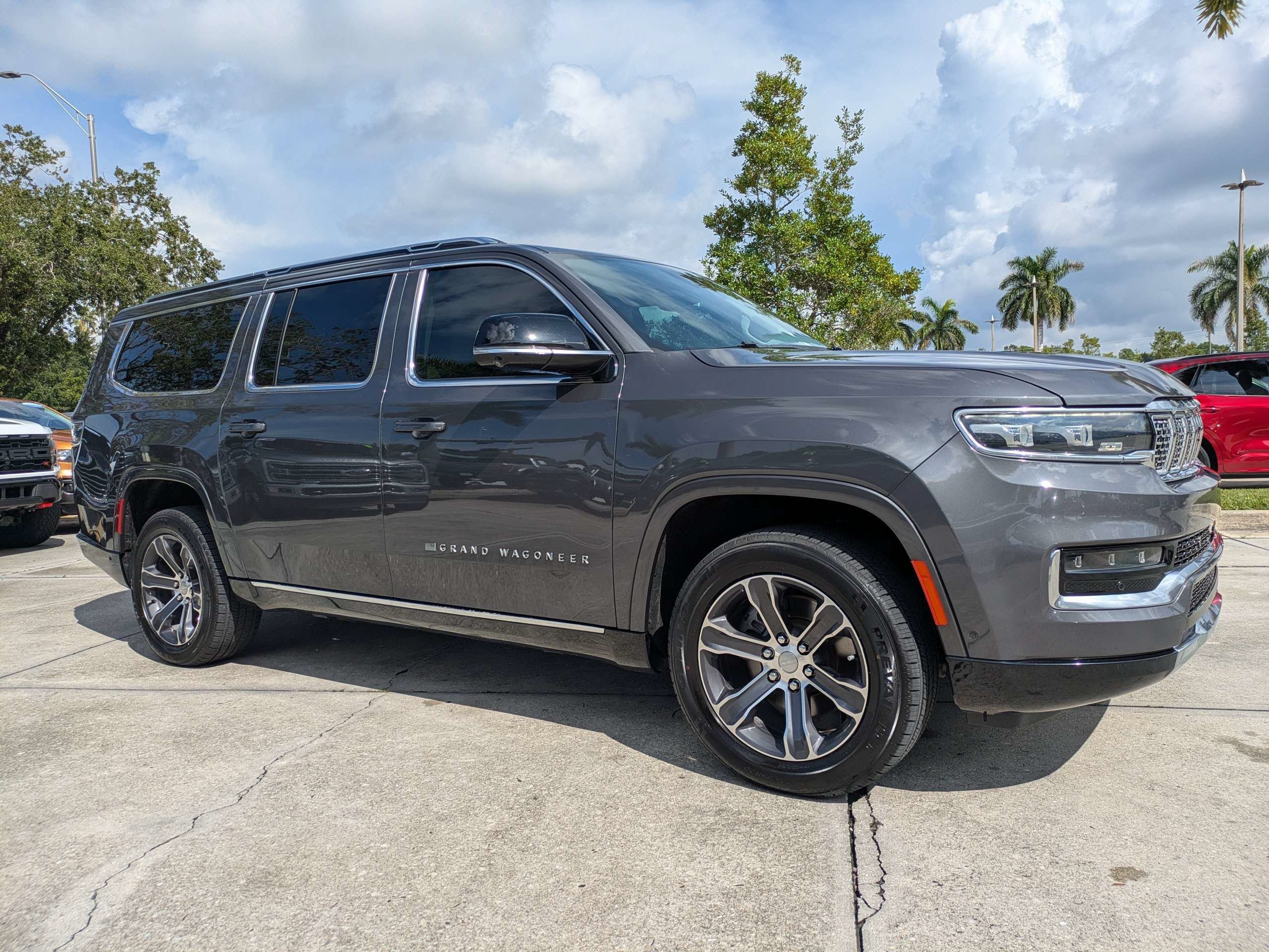 2023 Jeep Grand Wagoneer L