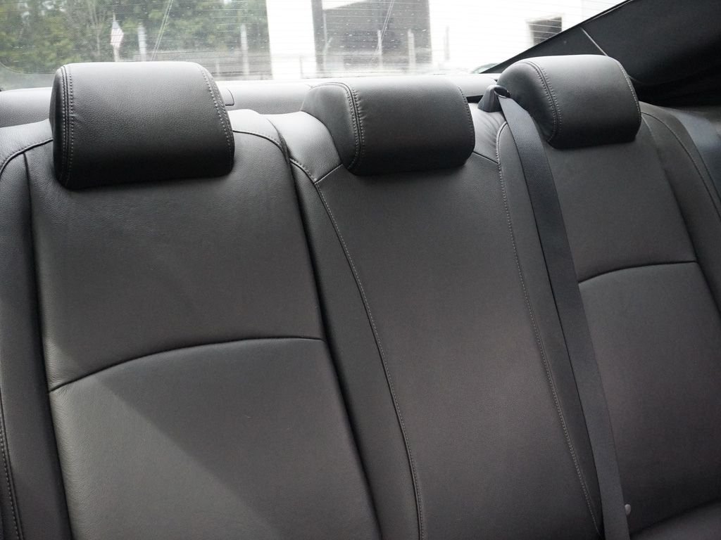 Used 2019  Honda Touring image 27