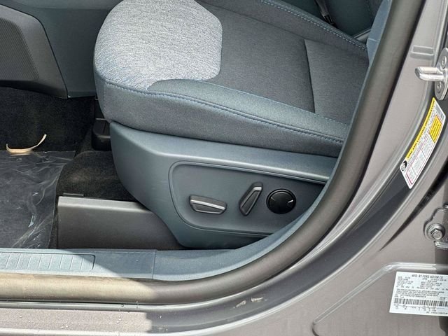 New 2026 Carbonized Gray Metallic Ford XLT image 39