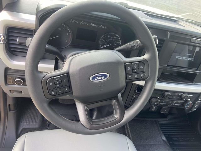 New 2026 Oxford White Ford XL image 14
