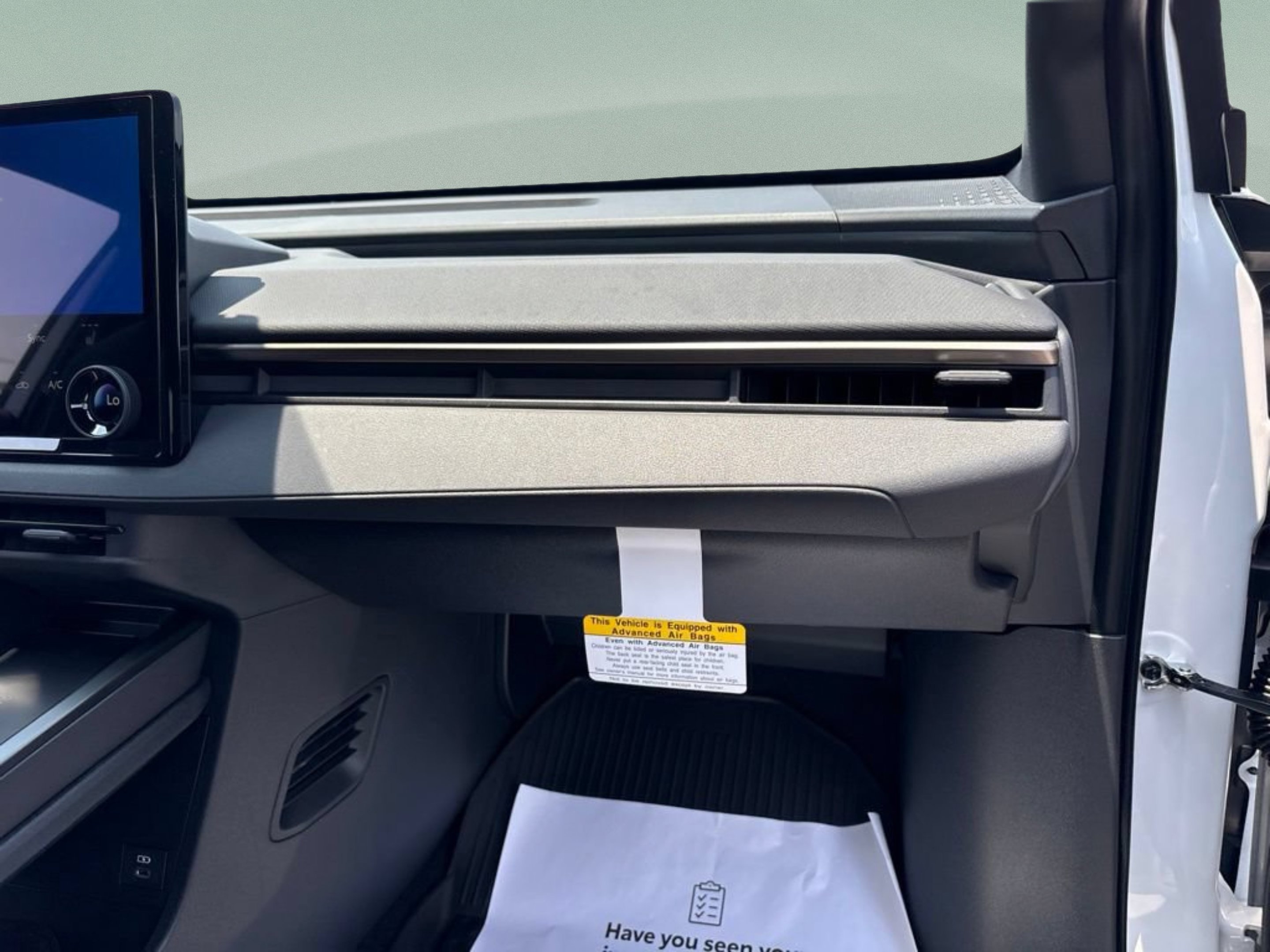 New 2026 Wind Chill Pearl Toyota XLE image 15