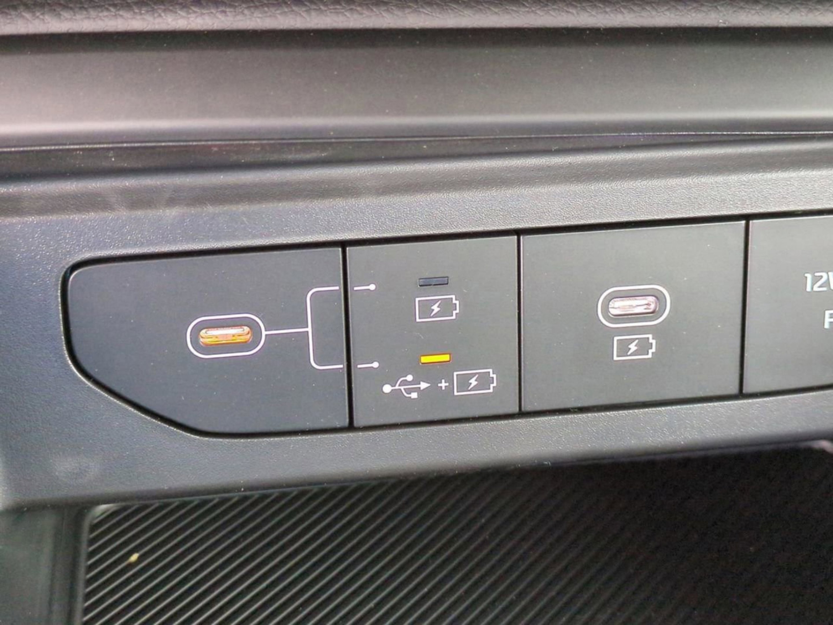 New 2026 Snow White Pearl Kia LXS FWD image 18