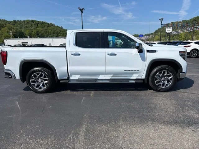 New 2026 Glacier White Tricoat GMC SLT image 9