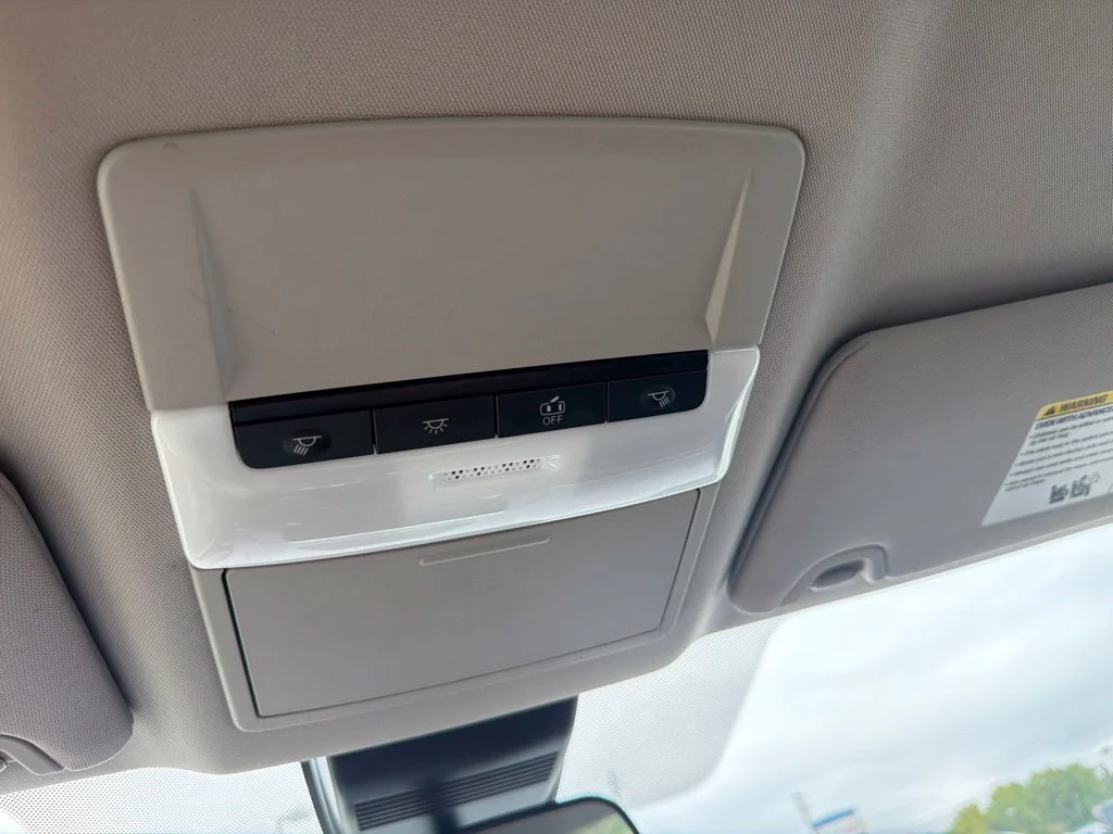 Used 2025 White Nissan SV image 30