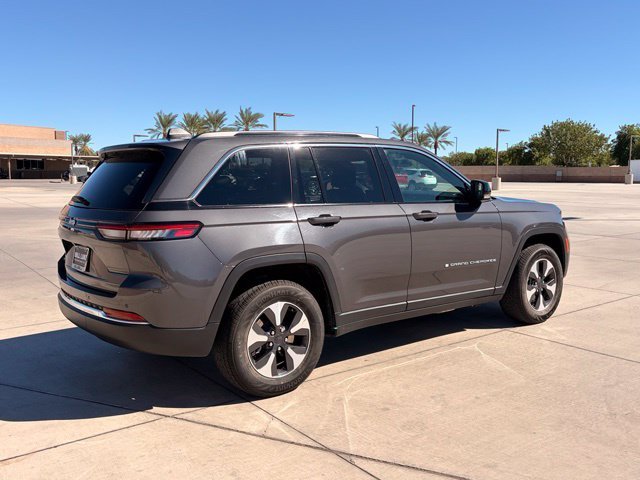 Certified Used 2024 Gray Jeep 4xe image 7