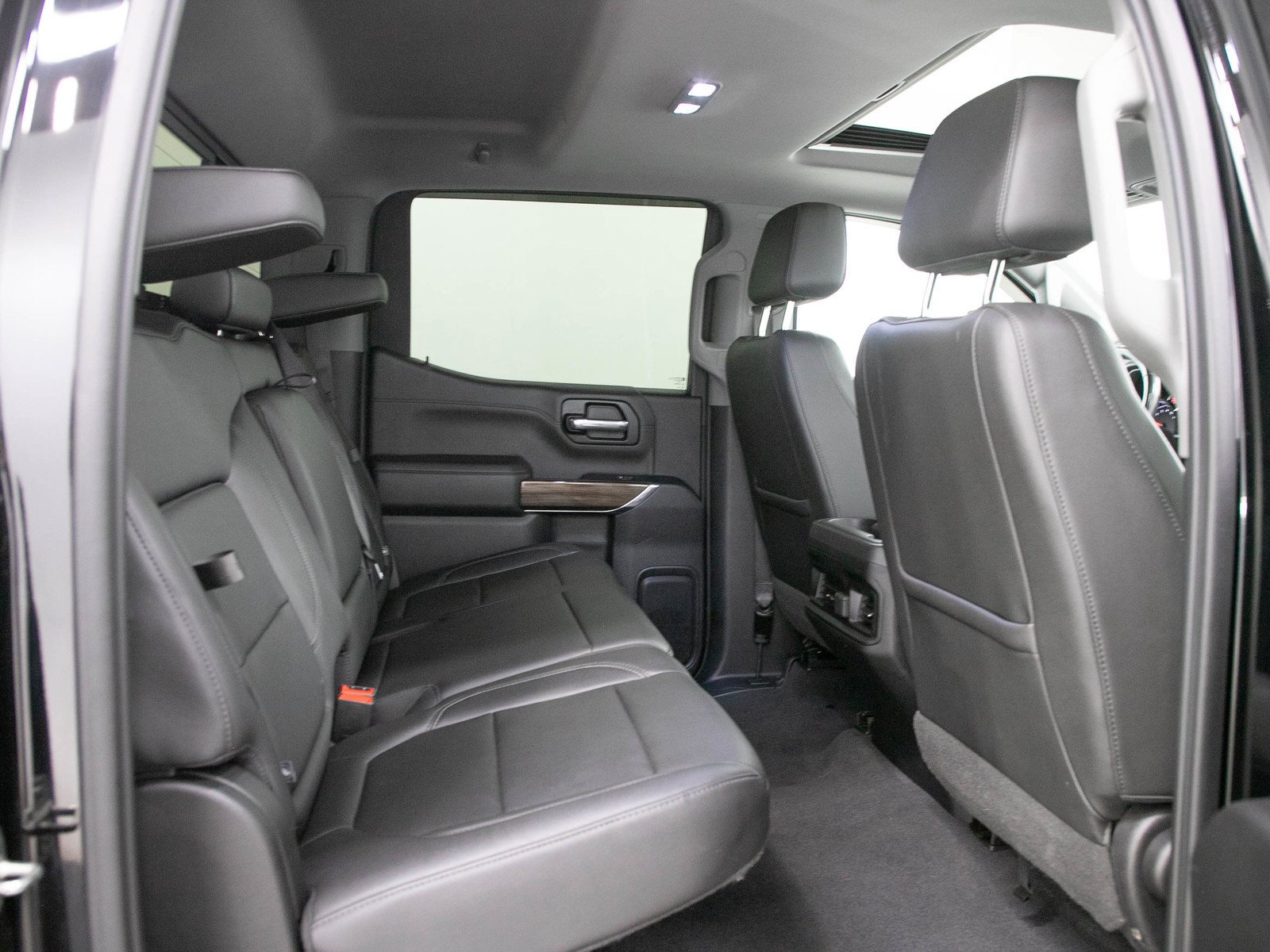 Used 2019 Black Chevrolet RST image 14