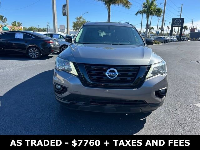 Used 2018 Nissan Pathfinder SL with VIN 5N1DR2MM2JC649505 for sale in Bradenton, FL