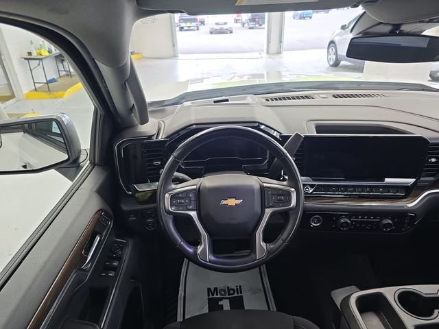 Used 2024 White Chevrolet LT image 12