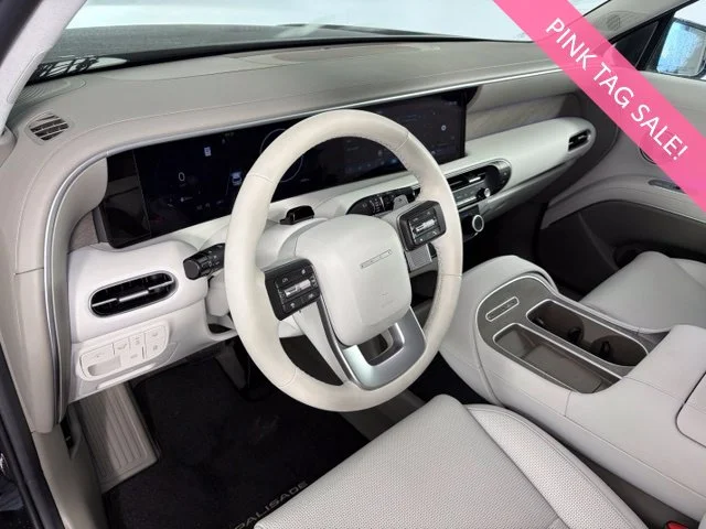 Used 2026 Black Hyundai SEL Premium image 12