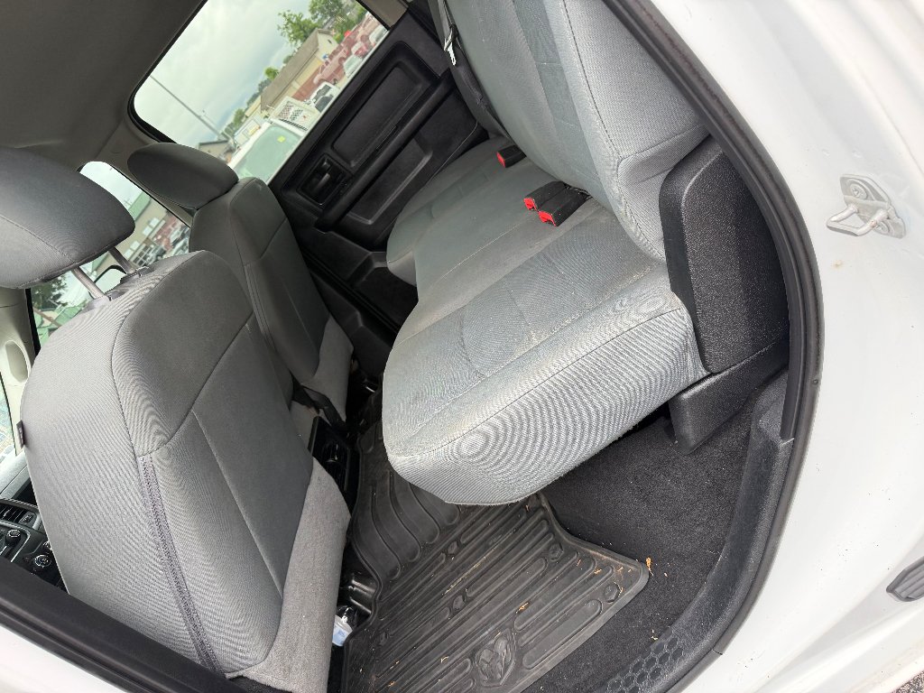 Used 2018 Bright White Clearcoat Ram Tradesman image 5