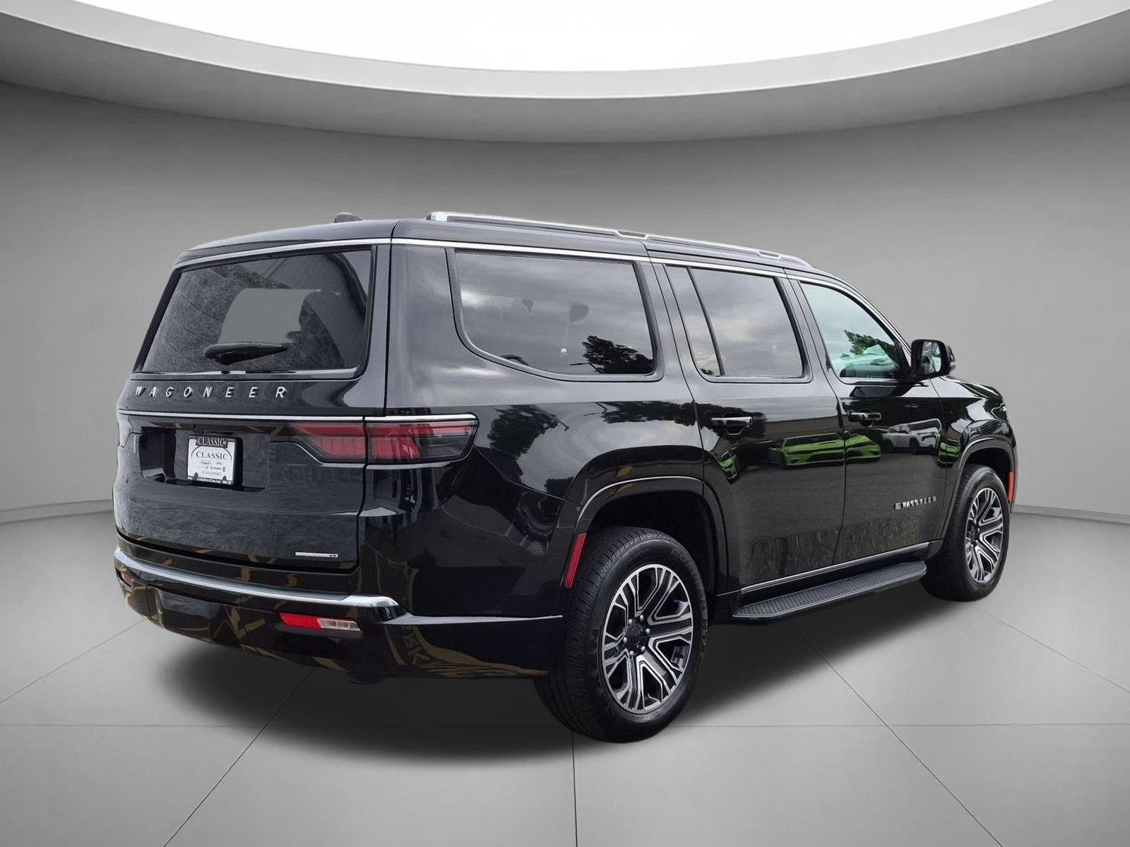 Used 2024 Diamond Black Crystal Pearlcoat Jeep Series II image 4