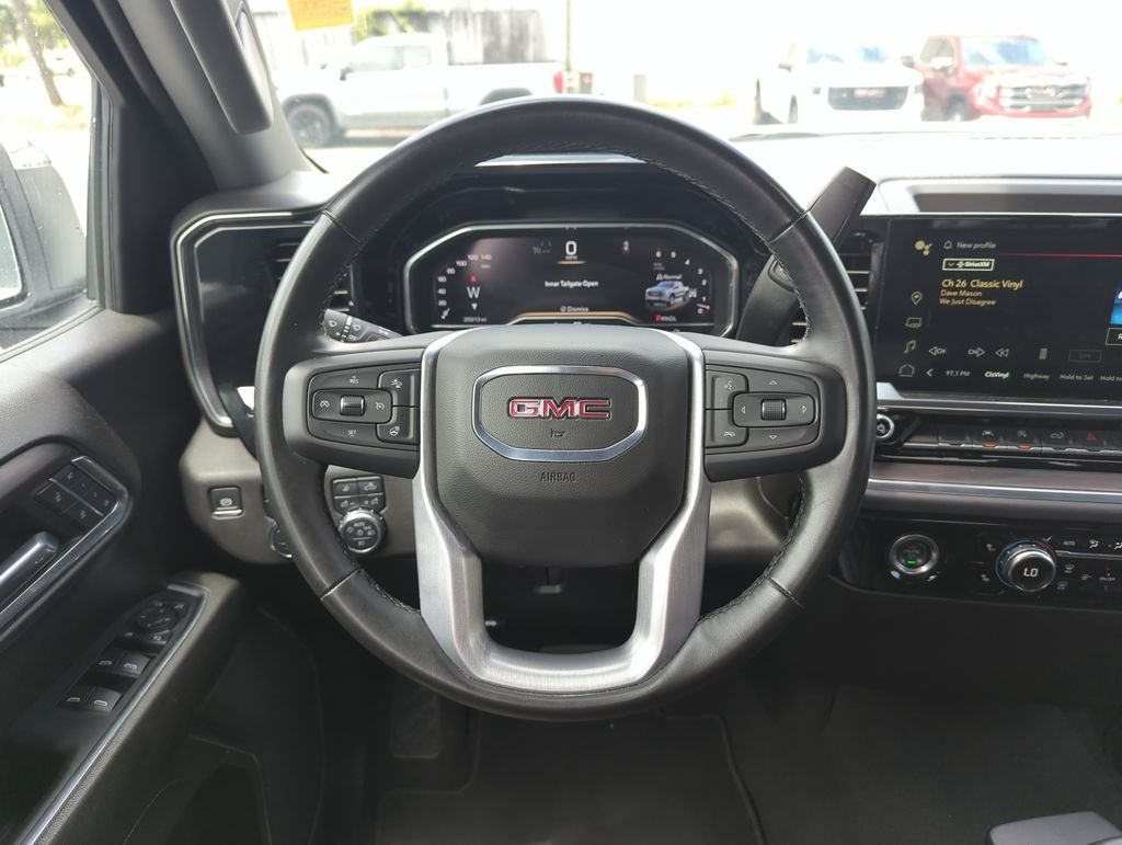 Used 2024 White GMC SLT image 16