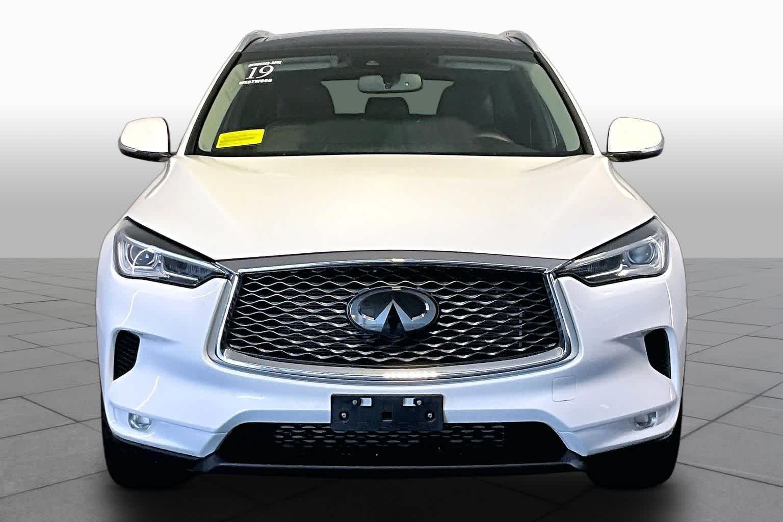 Pre-Owned 2019 INFINITI QX50 LUXE