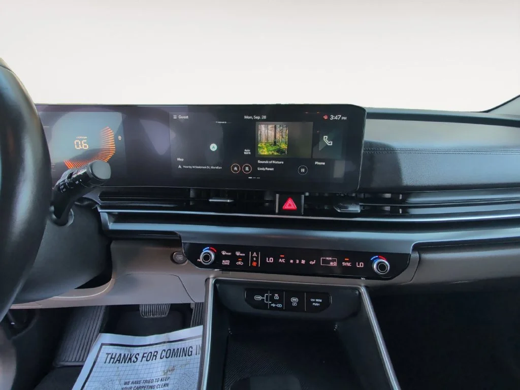Certified Used 2025 Gray Kia LXS image 21