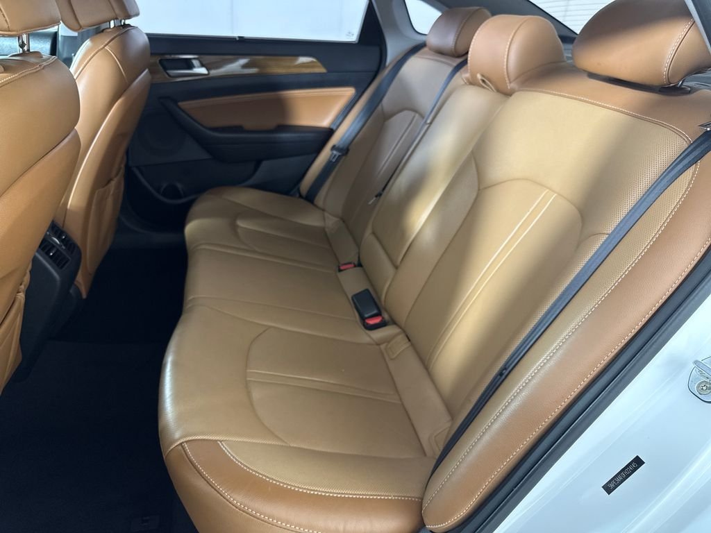 Used 2015 White Hyundai Limited image 12
