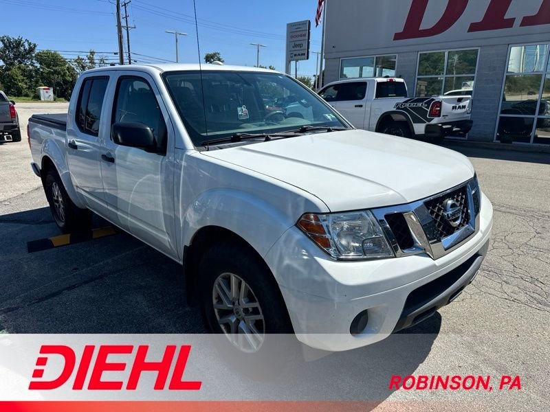 Used 2016 White Nissan SV image 3