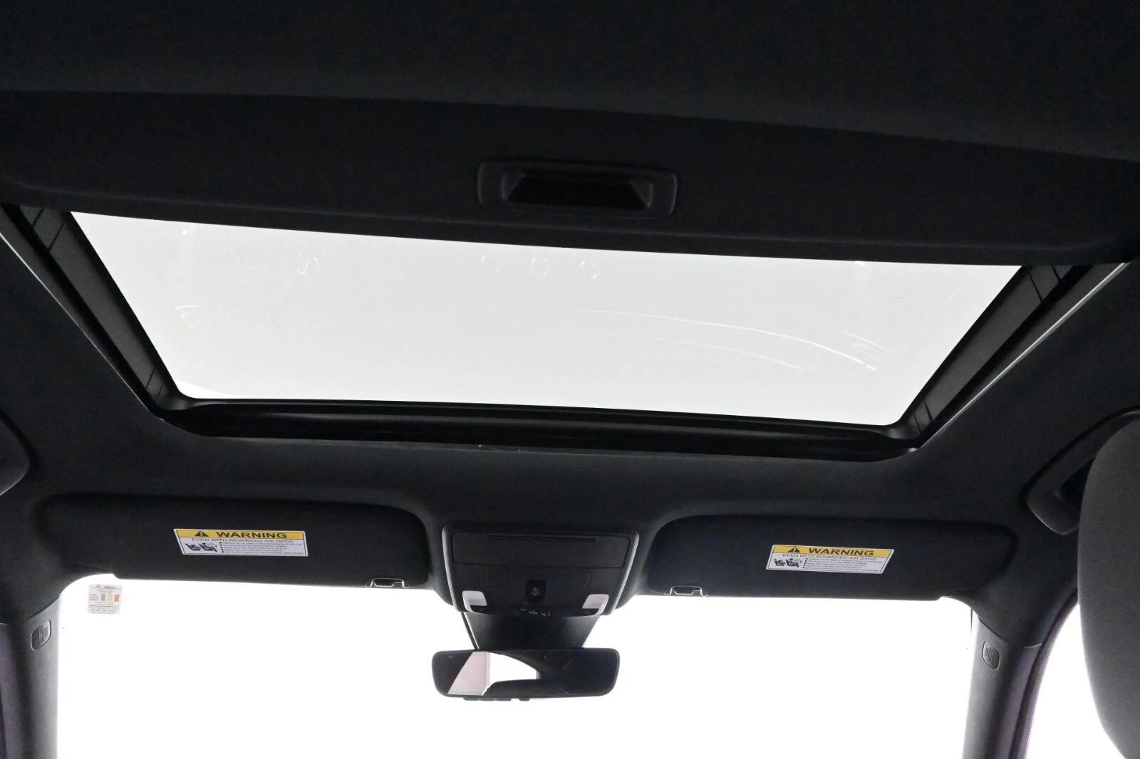 Used 2022 Sonic Gray Pearl Honda Sport Touring image 3