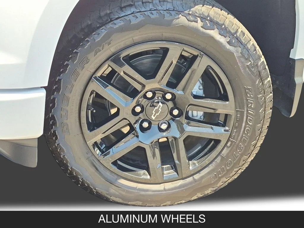 Used 2026 White Chevrolet RST image 11