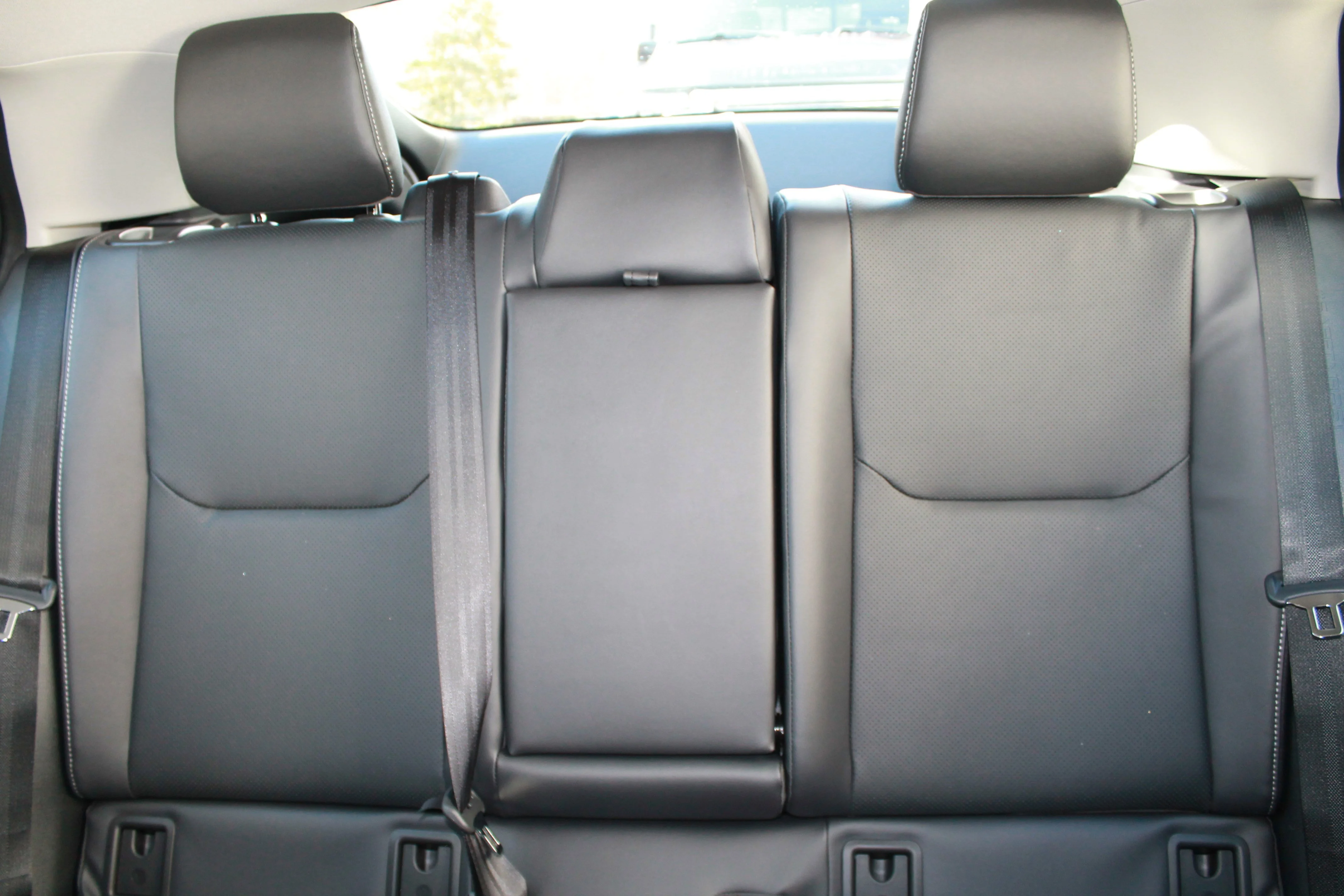 2026 Toyota Prius Nightshade - Photo 25