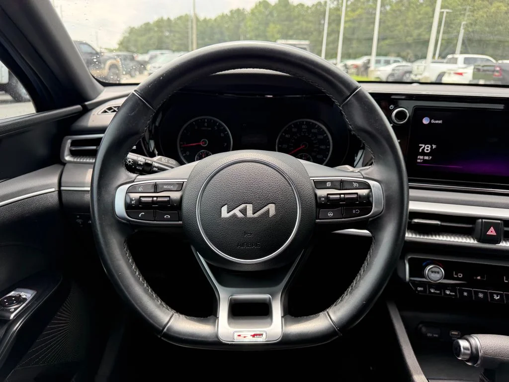 Used 2022 Blue Kia GT-Line image 9