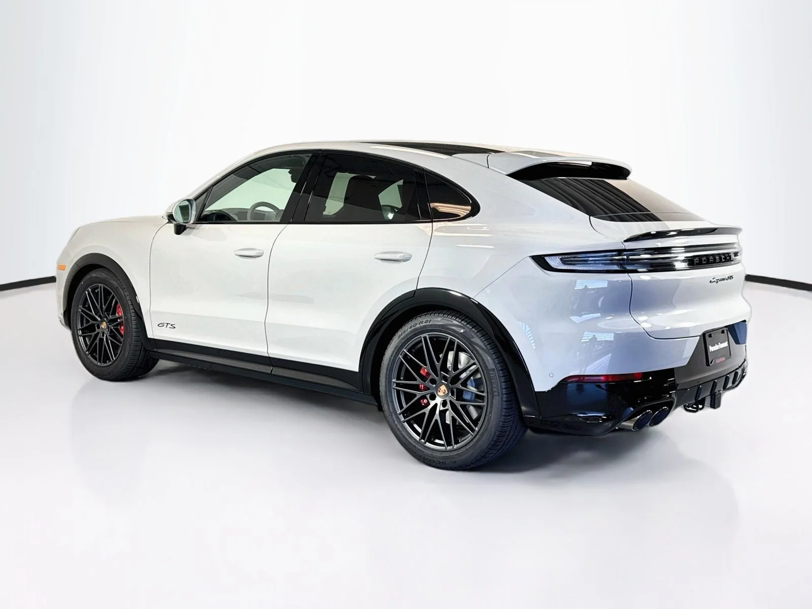 New 2026 Chalk Porsche GTS Coupe image 3