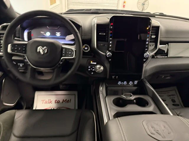 New 2026 Diamond Black Crystal Pearl-Coat Exterior Paint RAM Laramie image 20
