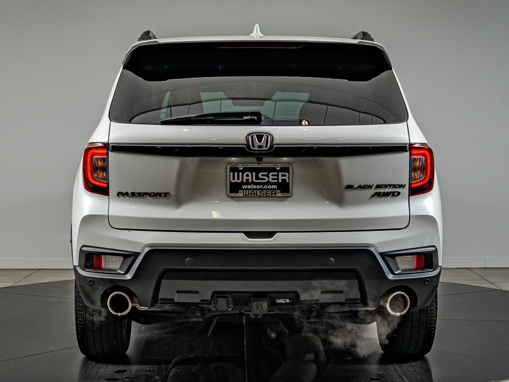 Used 2024 Platinum White Pearl Honda Black Edition image 6