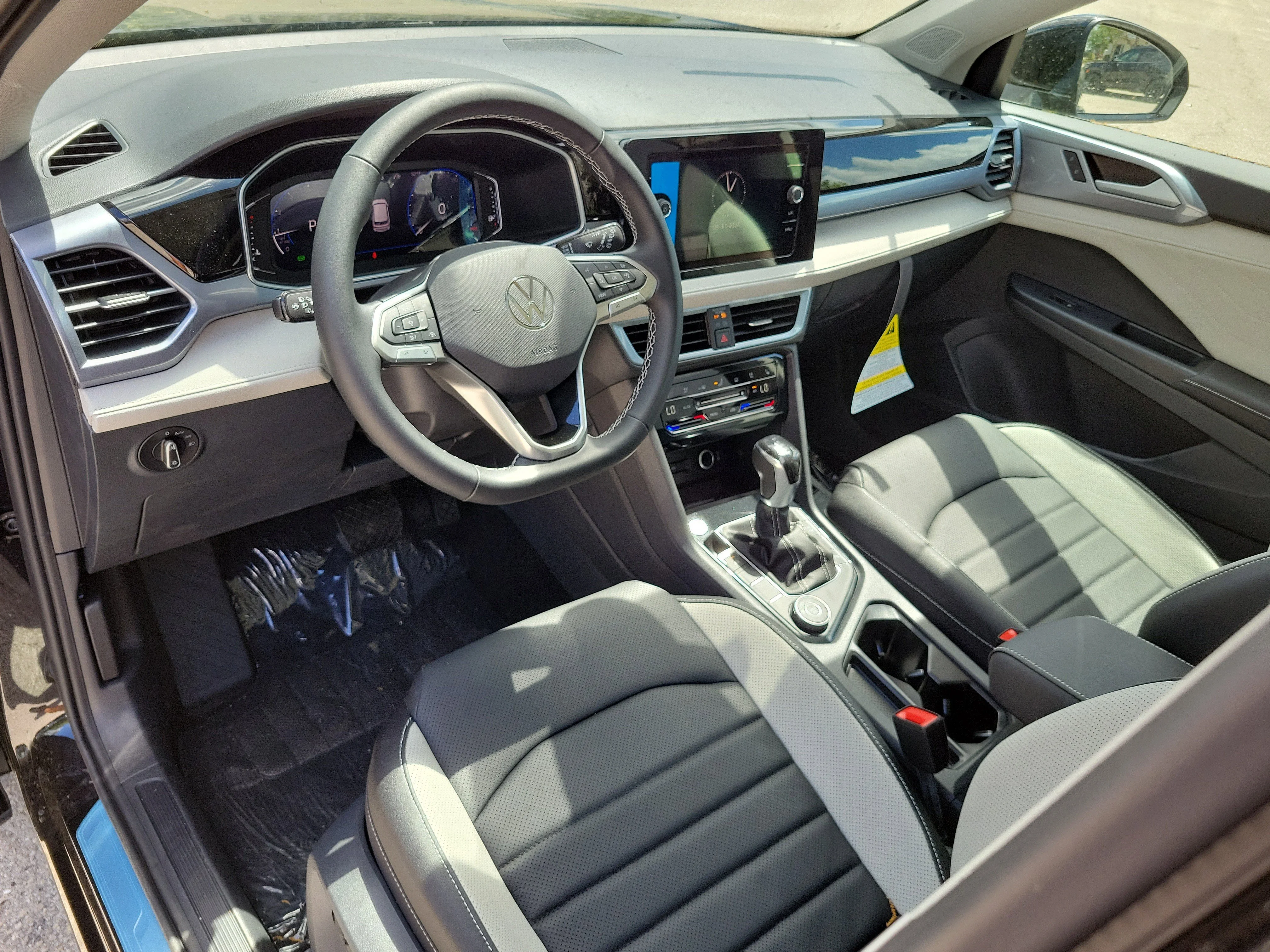 New 2026 Black Volkswagen 1.5T SEL image 20