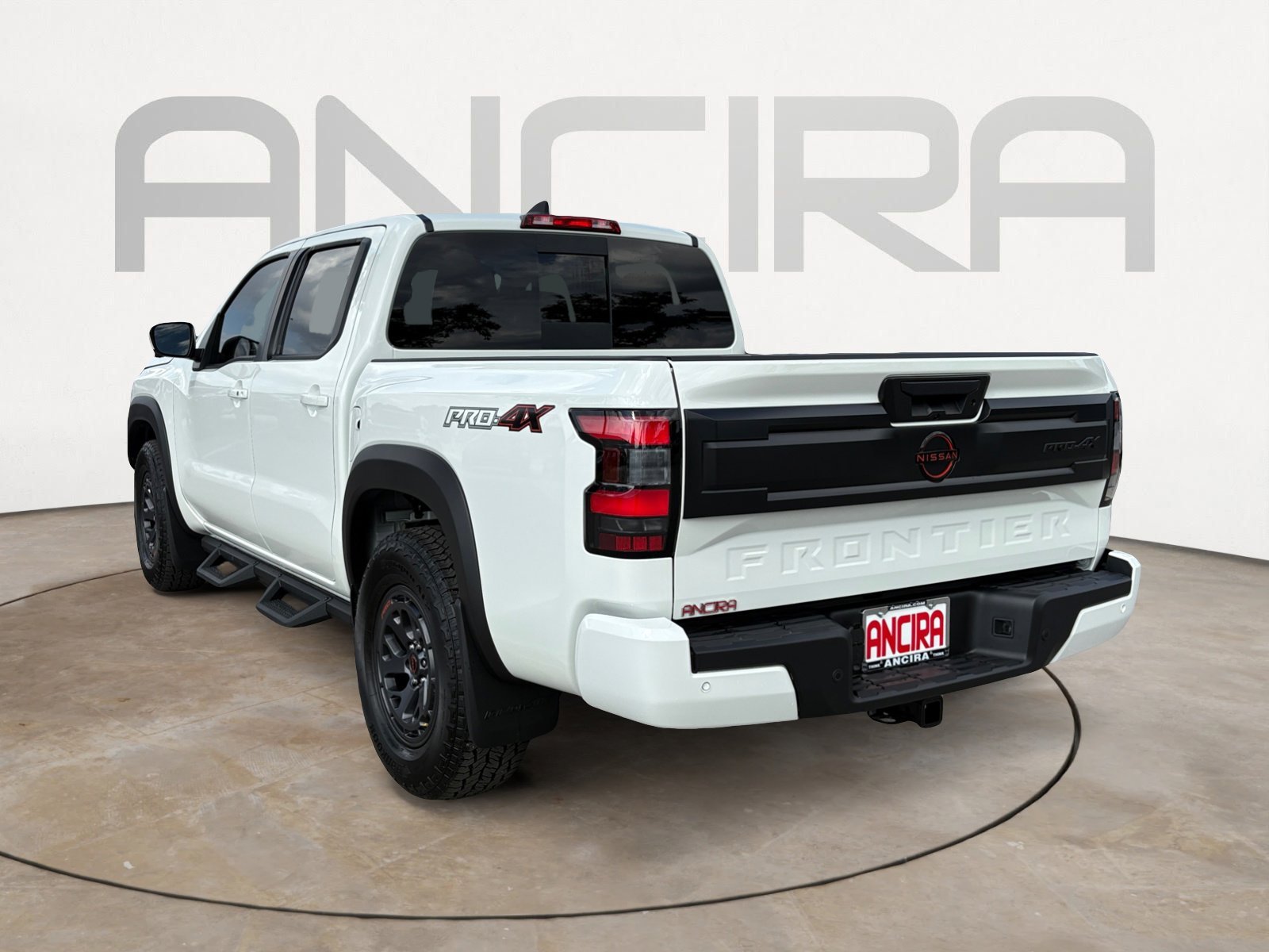 2026 Nissan Frontier PRO-4X - Photo 8