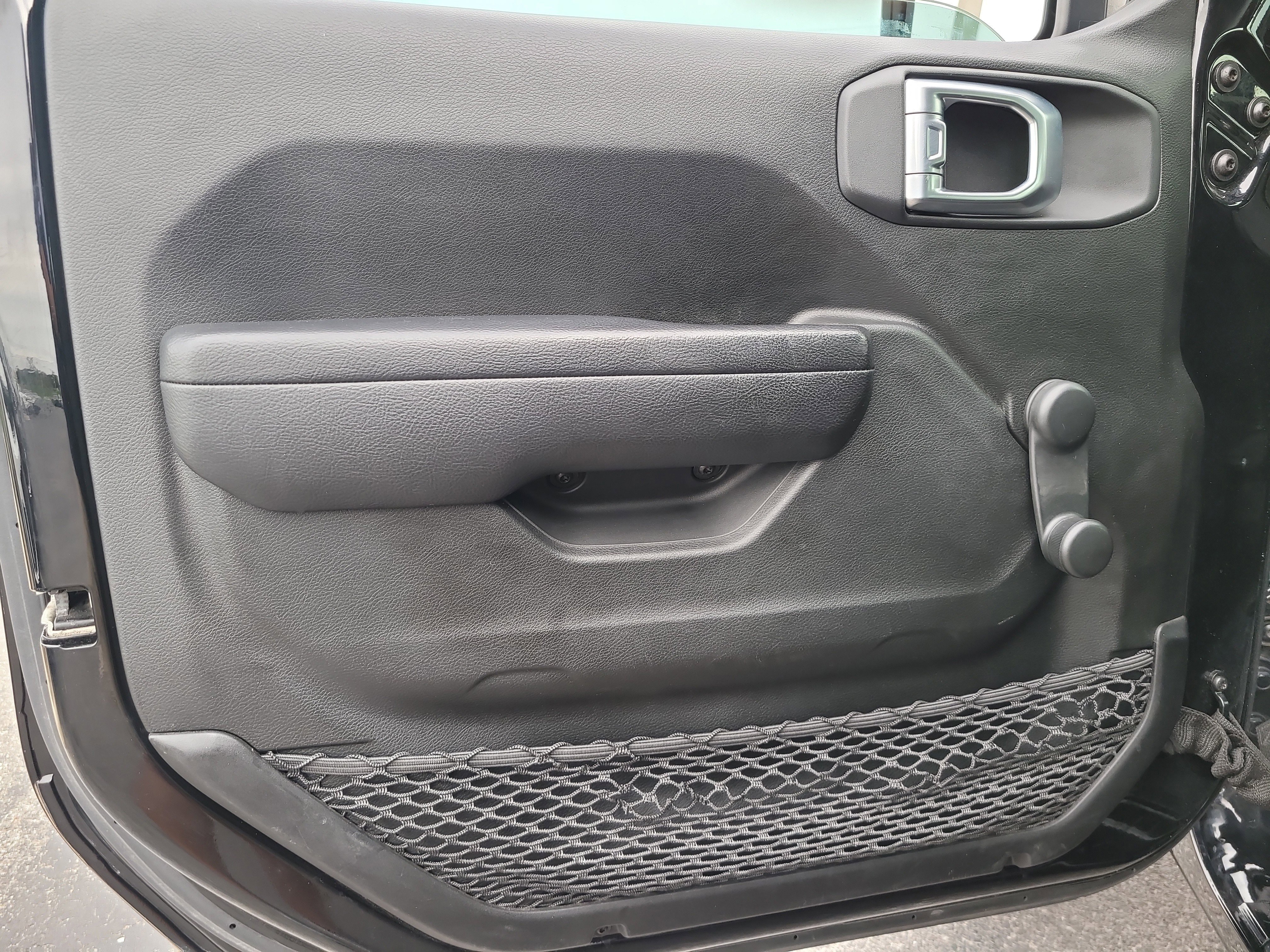 Used 2023 Black Clearcoat Jeep Sport image 17