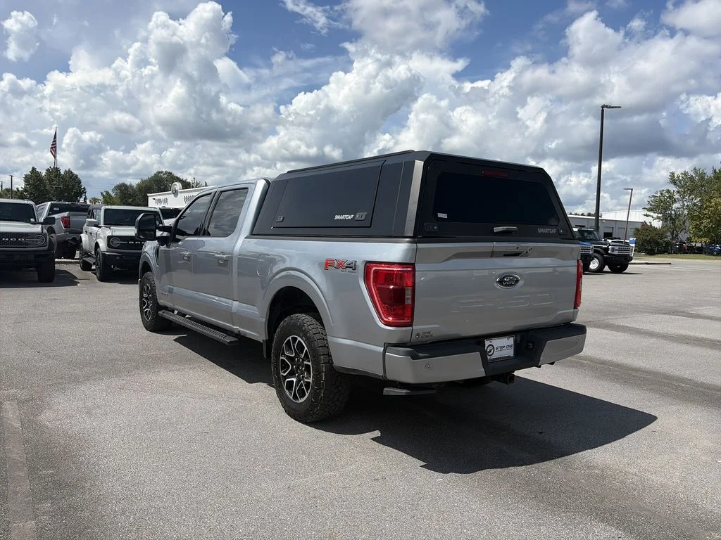 Used 2023 Silver Ford XLT image 5