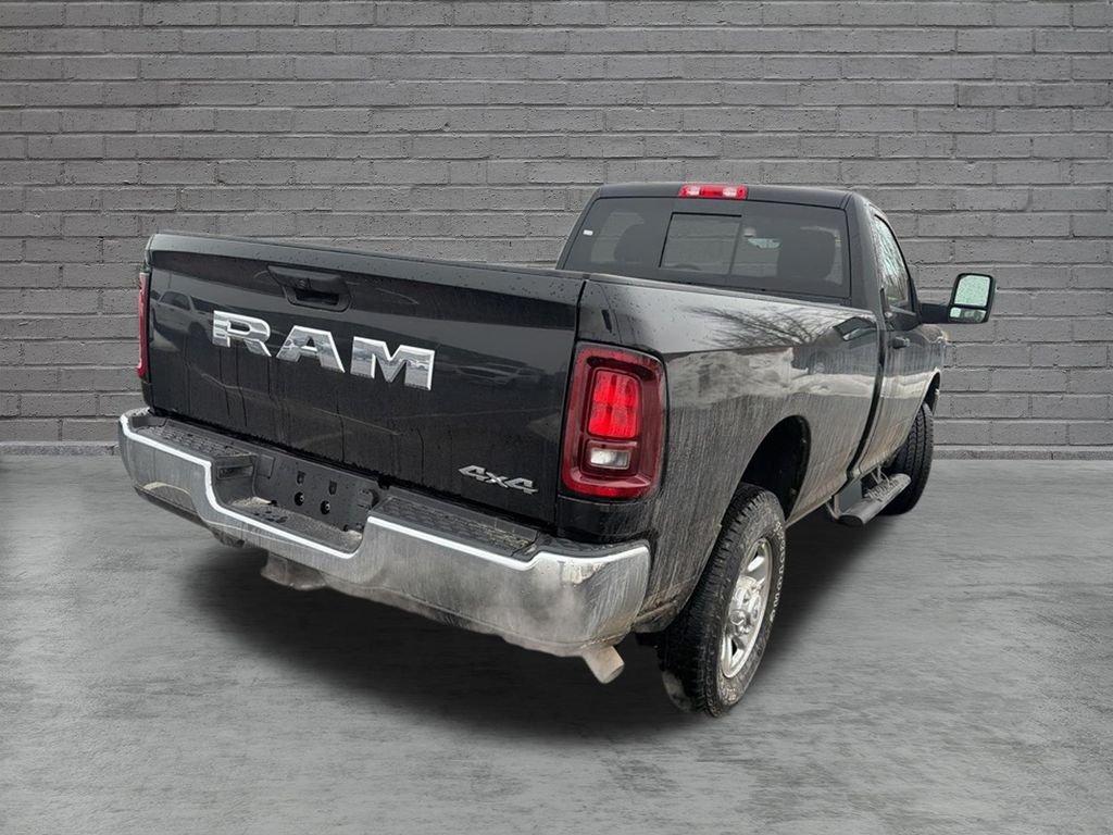 New 2026 Diamond Black Crystal Pearl-Coat Exterior Paint RAM Tradesman image 7