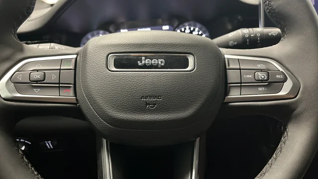 Used 2025 Diamond Black Jeep Latitude image 15