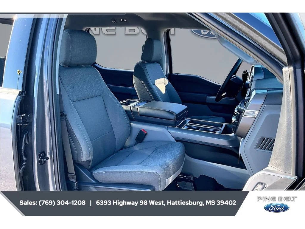 New 2026 Carbonized Gray Metallic Ford XLT image 6