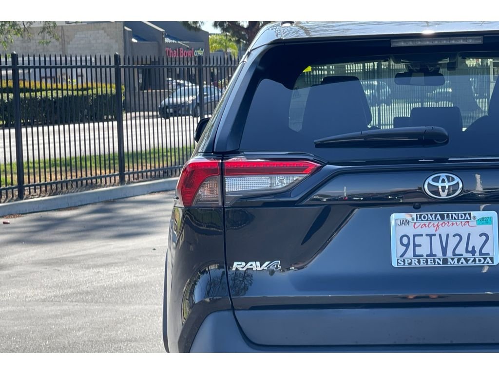 Used 2023 Midnight Black Metallic Toyota XLE Premium image 46