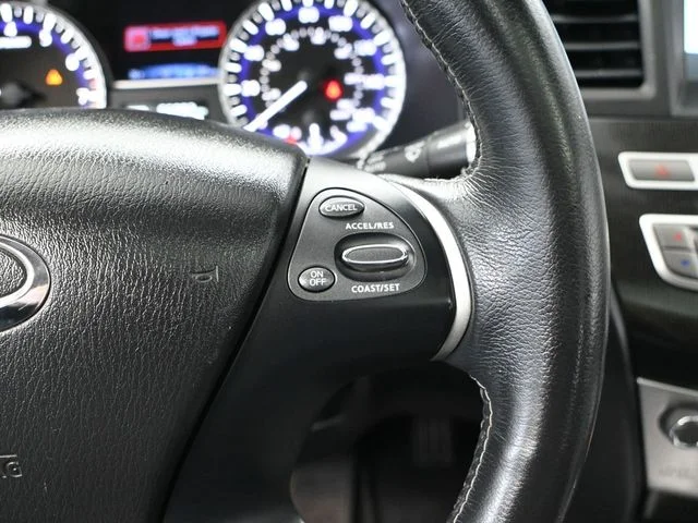 Used 2020 Blue INFINITI LUXE image 30
