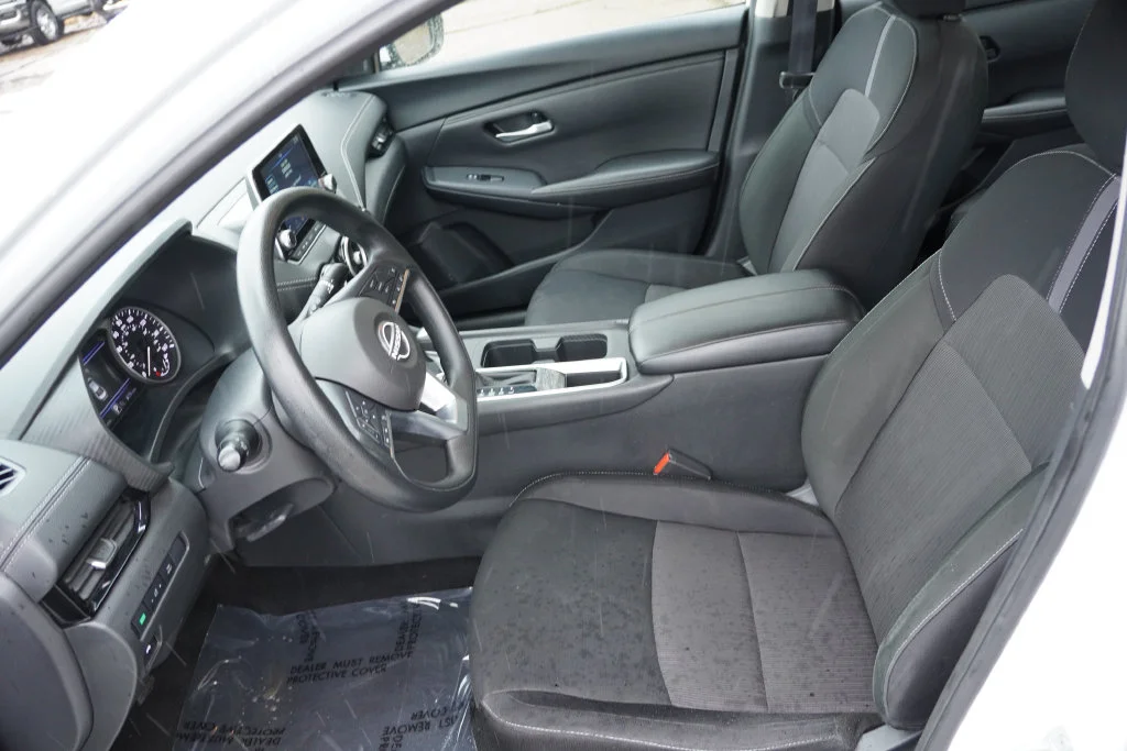 Used 2025 Aspen White Tricoat Nissan SV image 15