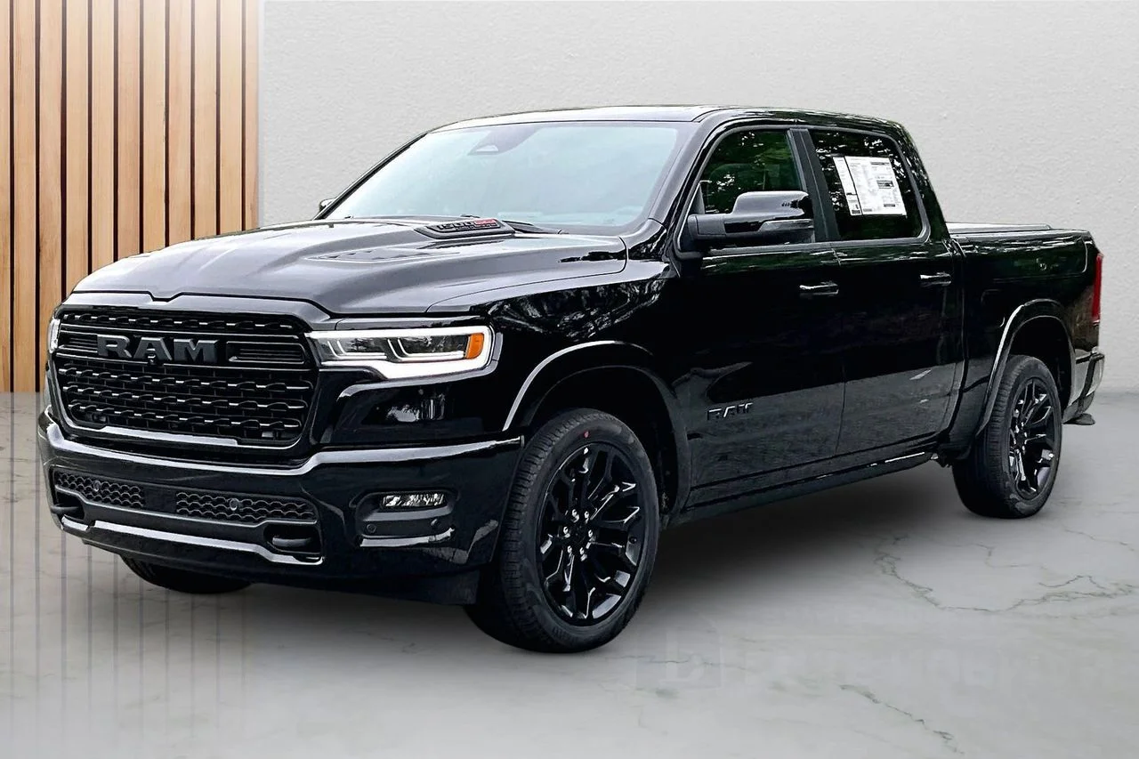 New 2026 Diamond Black Crystal Pearl-Coat Exterior Paint RAM Limited image 4