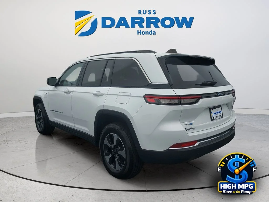 Used 2024 White Jeep 4xe image 3