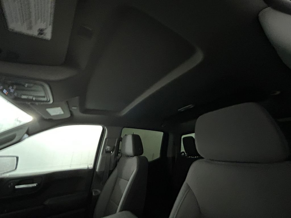 Used 2026 White Chevrolet Custom image 25
