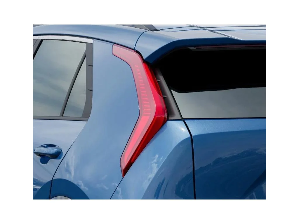 New 2026 Mineral Blue Kia WIND image 11