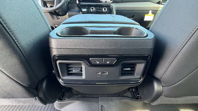 2026 GMC Sierra 2500HD AT4 - Photo 25