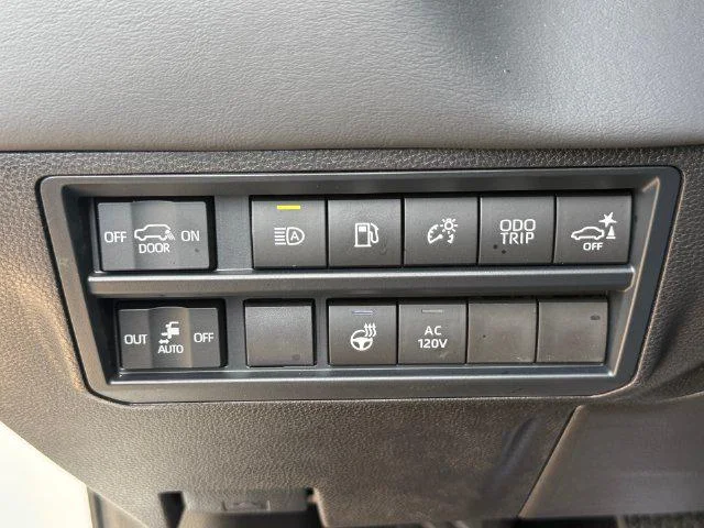 Certified Used 2026 WIND CHILL PEARL Toyota Platinum image 23
