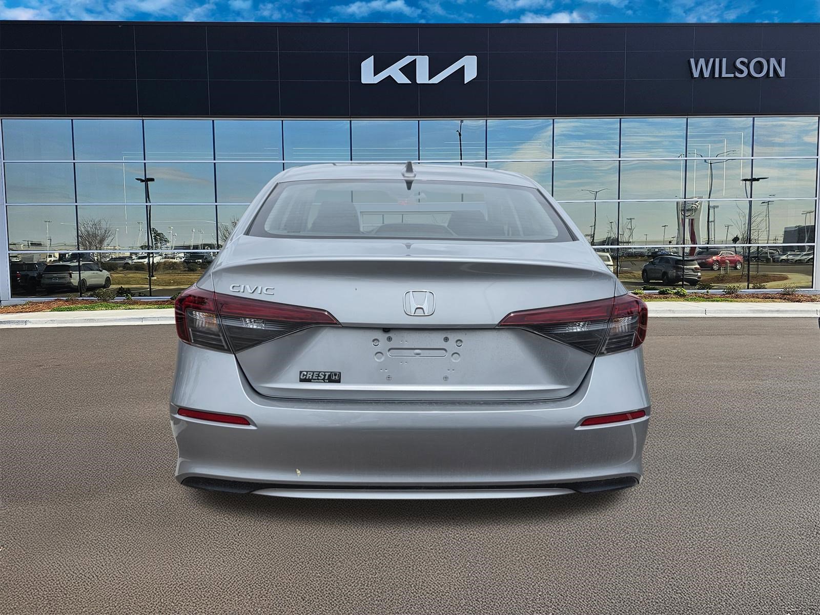 Used 2025 Solar Silver Metallic Honda LX image 5