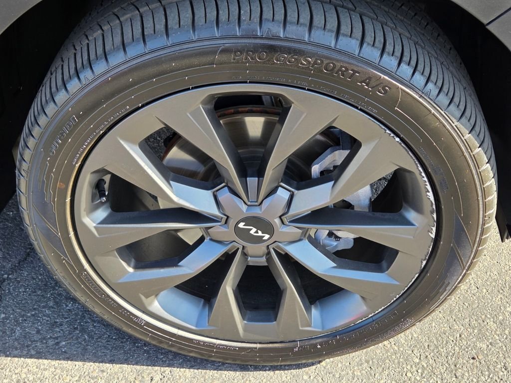 Used 2023 Gray Kia X-Line SX Prestige image 9