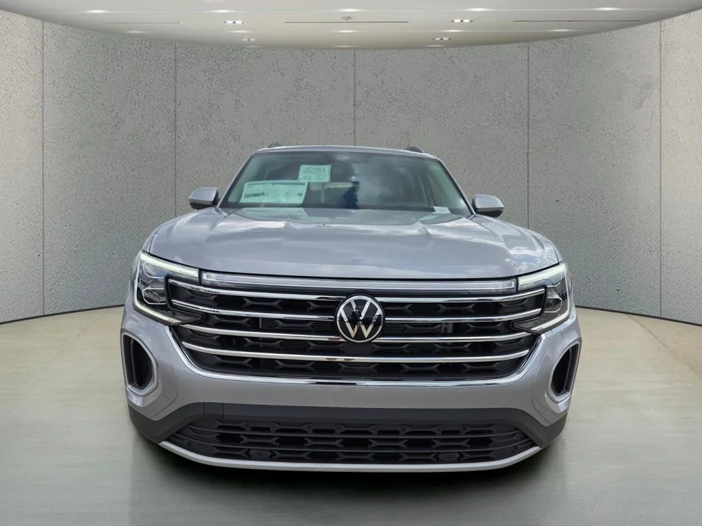 New 2026 Silver Volkswagen 2.0T SE image 8