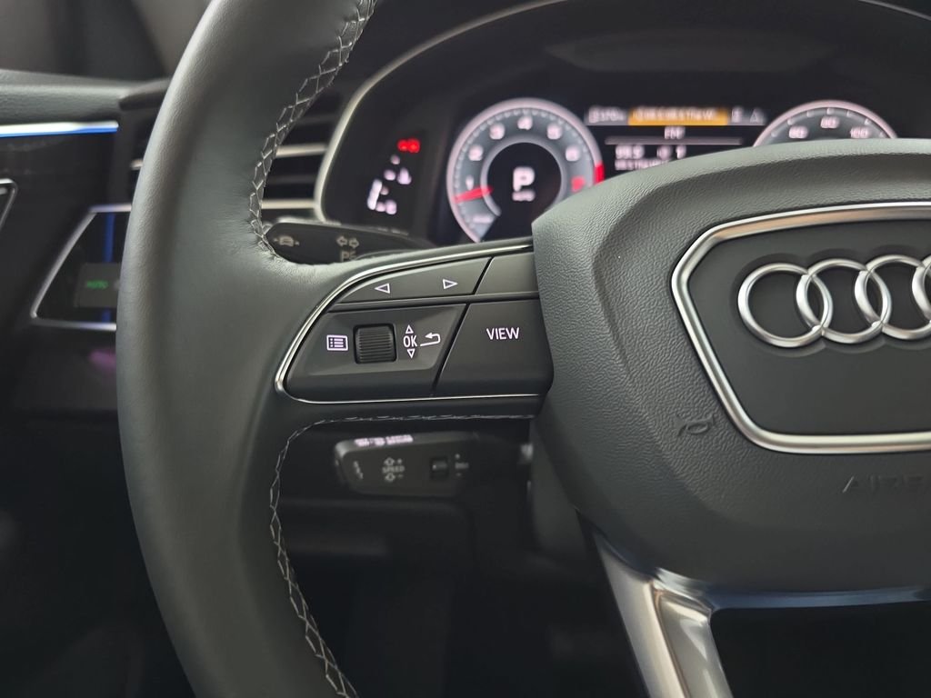 Used 2022  Audi 55 Premium Plus image 20
